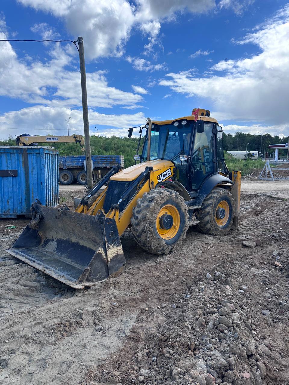Экскаватор-погрузчик JCB 3CX
